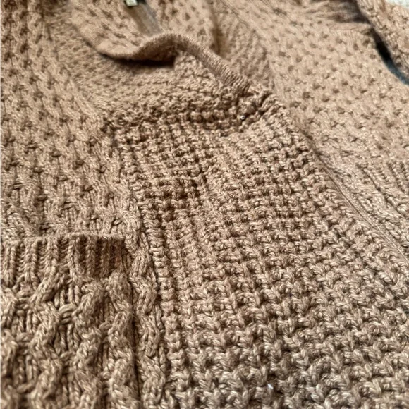 Madewell Cozy Cable Knit Sweater - Picture 2 of 8